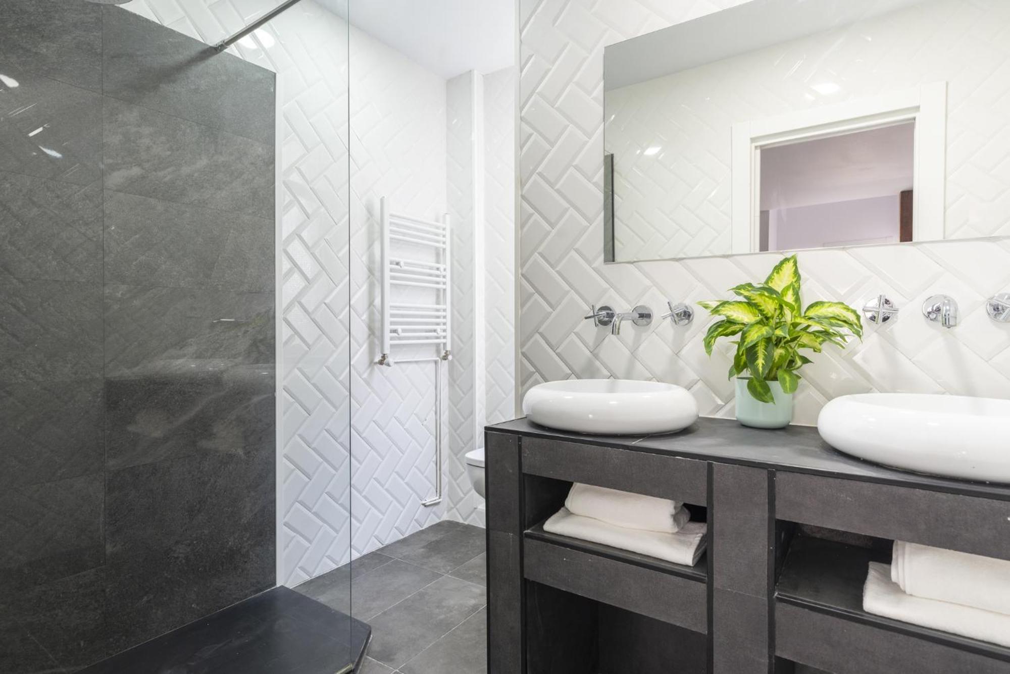 Apartamento De 4 Habitaciones En El Centro Santander Eksteriør billede